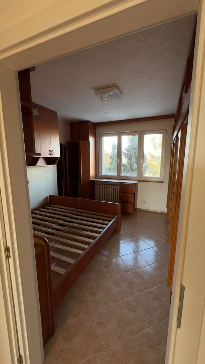 Prenájom bytu 3-izbový 75 m², Želatovská, Přerov, Olomoucký kraj Prenájom bytu 3-izbový 75 m², Želatovská, Přerov, Olomoucký kraj