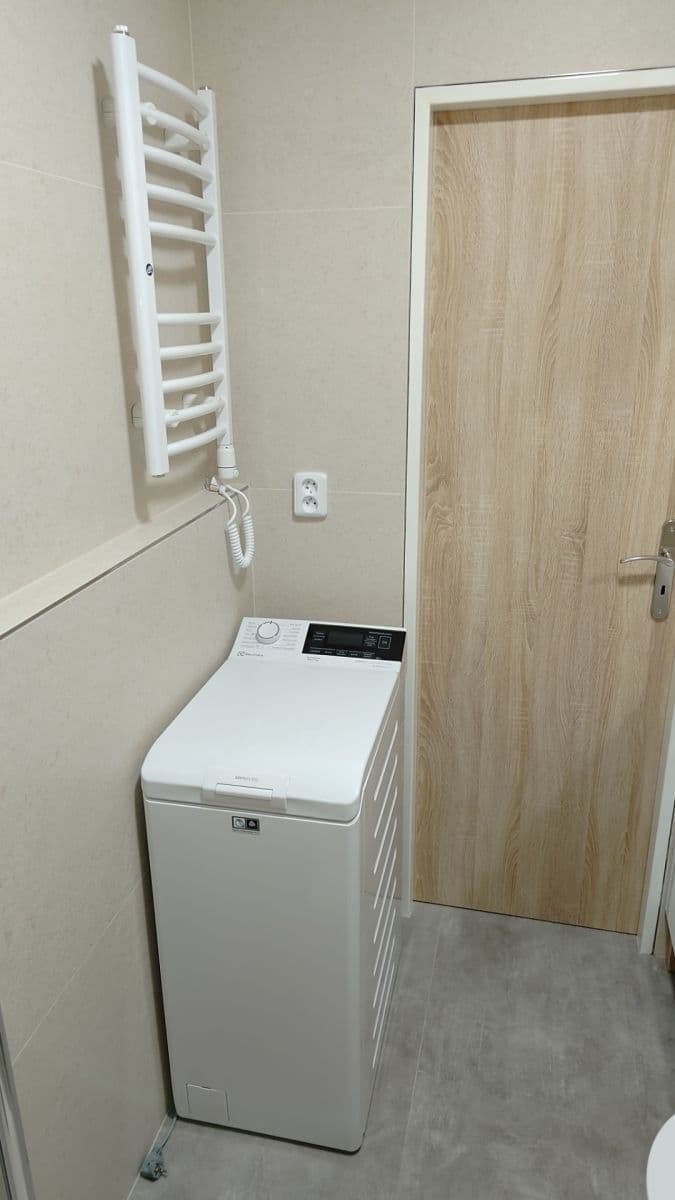 Prenájom bytu 1-izbový 31 m², Družstevní, Zlín, Zlínský kraj Prenájom bytu 1-izbový 31 m², Družstevní, Zlín, Zlínský kraj