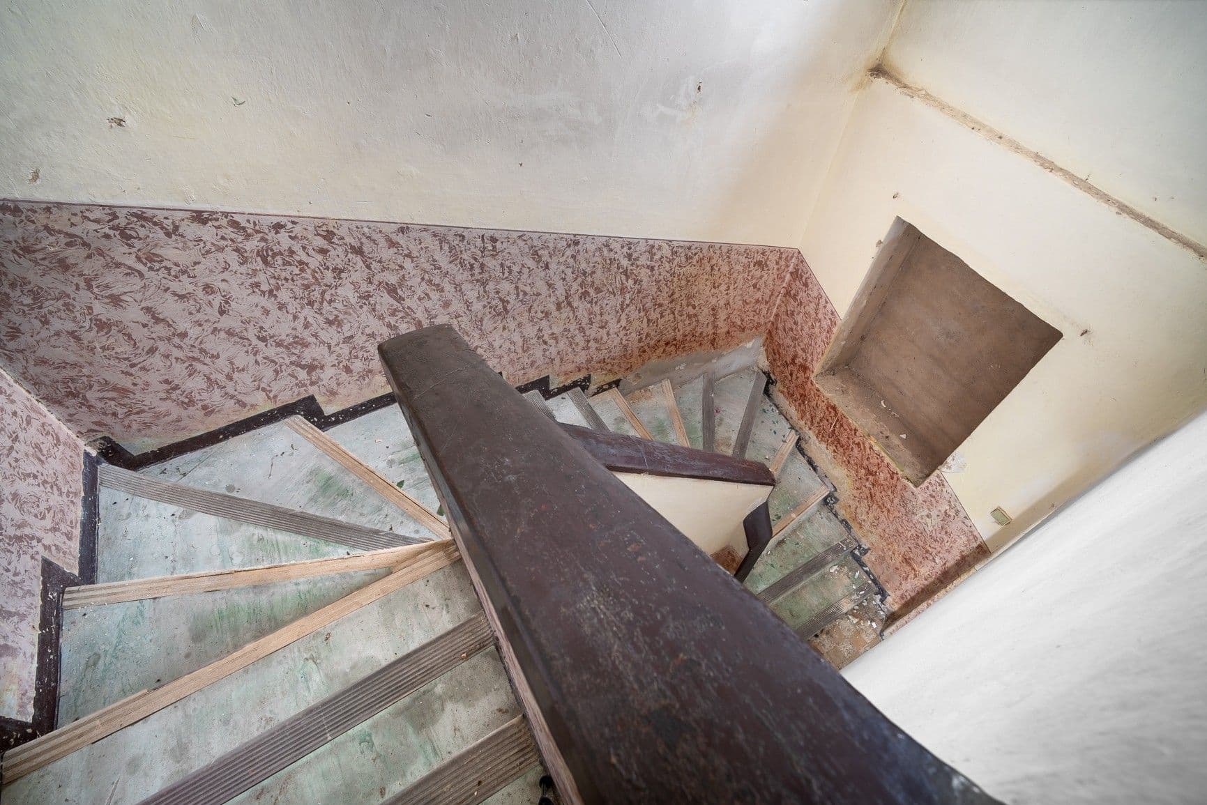 Predaj domu 219 m², pozemek 1.275 m², Podhájí, Moravský Písek, Jihomoravský kraj Predaj domu 219 m², pozemek 1.275 m², Podhájí, Moravský Písek, Jihomoravský kraj