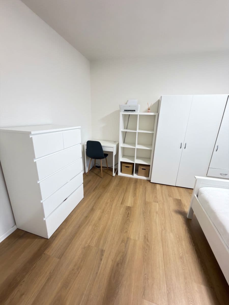 Prenájom bytu 2-izbový 56 m², nám. Míru, Blansko, Jihomoravský kraj Prenájom bytu 2-izbový 56 m², nám. Míru, Blansko, Jihomoravský kraj