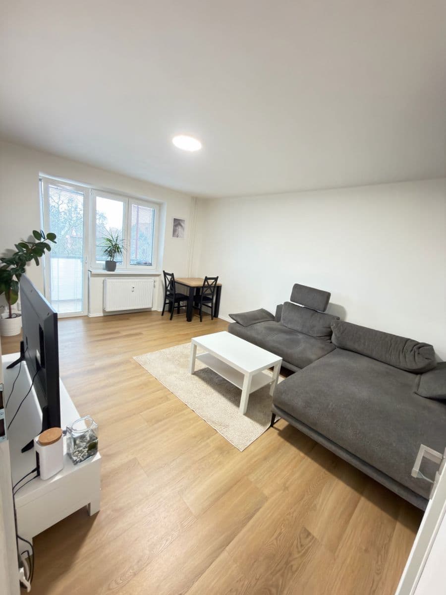 Prenájom bytu 2-izbový 56 m², nám. Míru, Blansko, Jihomoravský kraj Prenájom bytu 2-izbový 56 m², nám. Míru, Blansko, Jihomoravský kraj