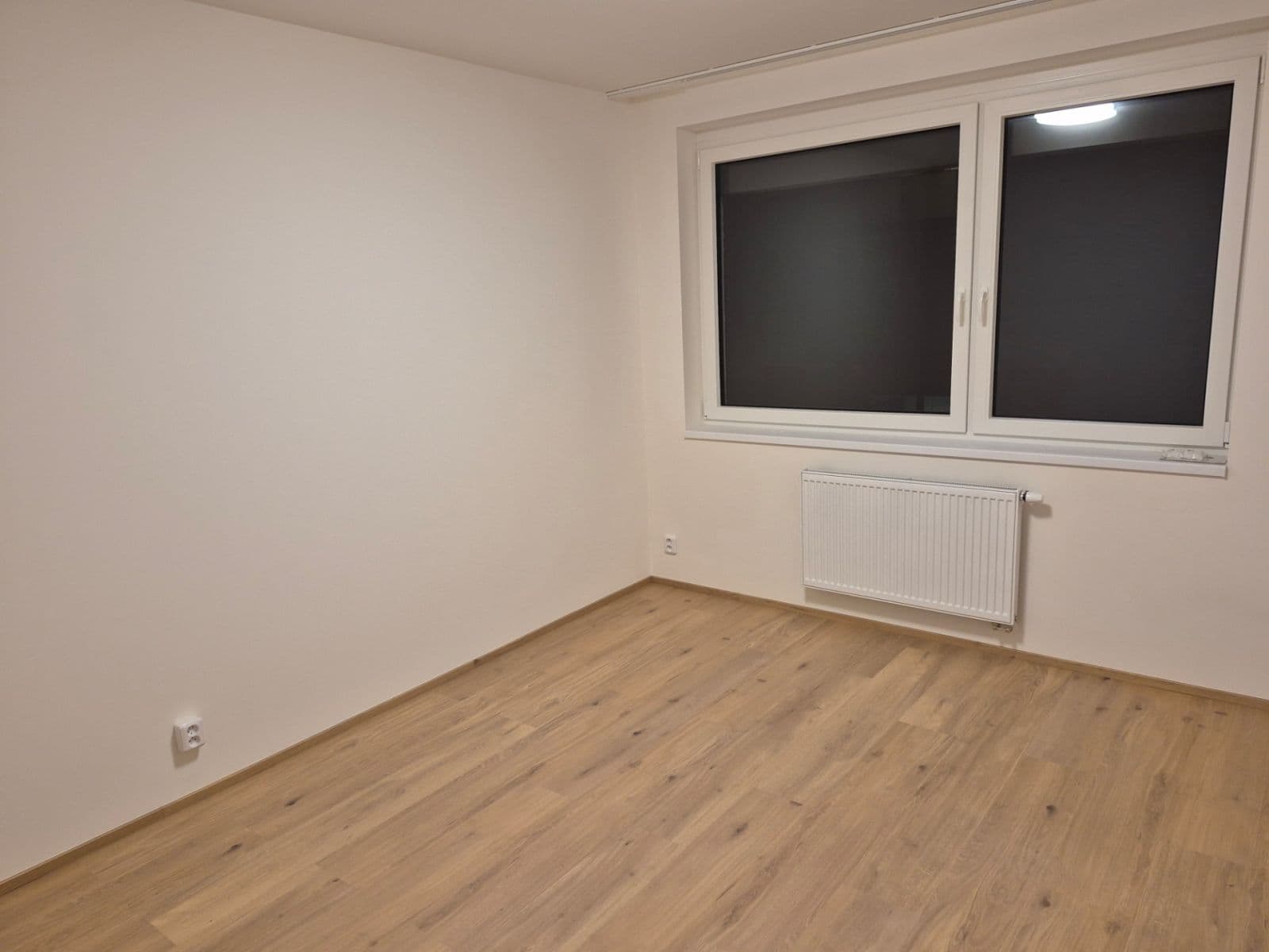 Prenájom bytu 2-izbový 55 m², Čakovická, Praha, Praha Prenájom bytu 2-izbový 55 m², Čakovická, Praha, Praha