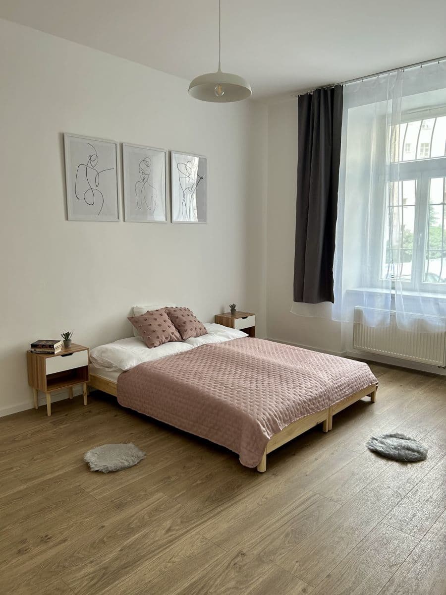 Prenájom bytu 53 m², Na Plzeňce, Praha, Praha Prenájom bytu 53 m², Na Plzeňce, Praha, Praha