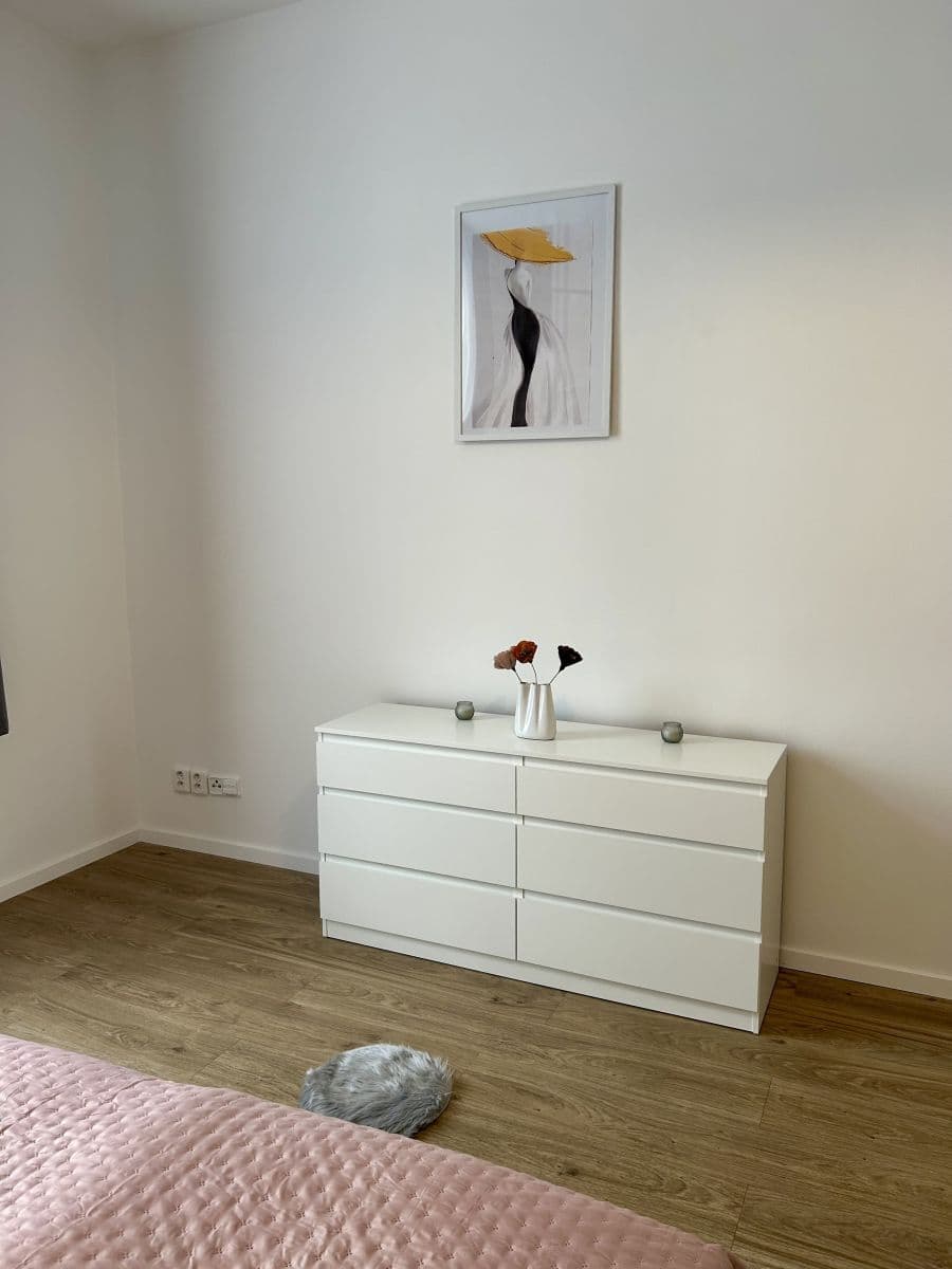 Prenájom bytu 53 m², Na Plzeňce, Praha, Praha Prenájom bytu 53 m², Na Plzeňce, Praha, Praha