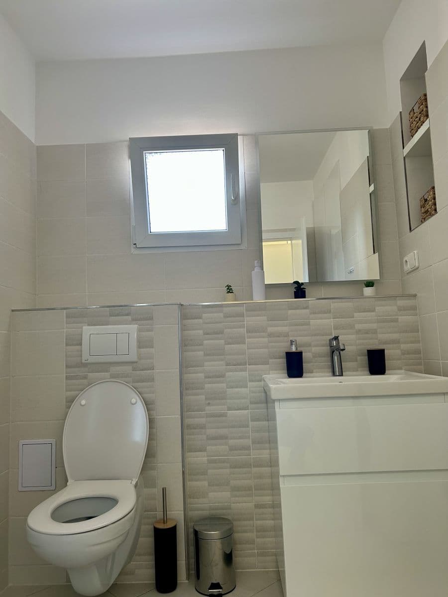 Prenájom bytu 53 m², Na Plzeňce, Praha, Praha Prenájom bytu 53 m², Na Plzeňce, Praha, Praha