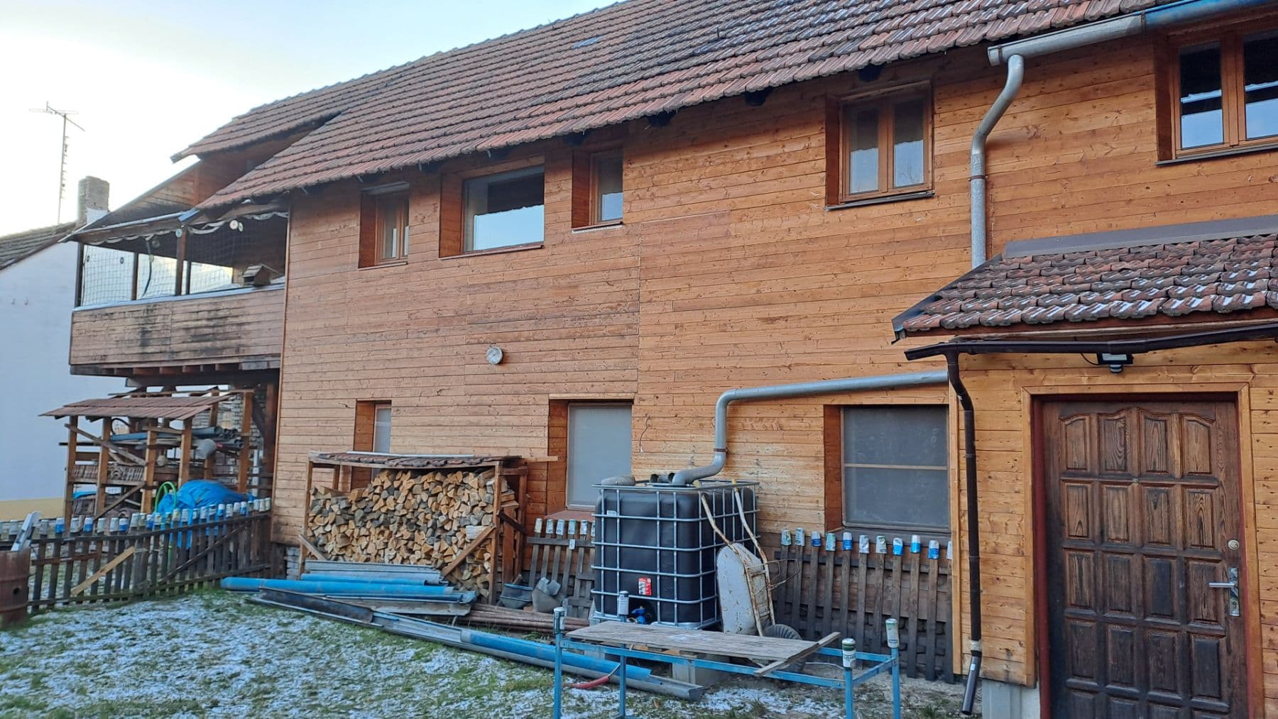 Prenájom rekreačného objektu 140 m², pozemek 300 m², Karlovarská, Kněževes, Středočeský kraj Prenájom rekreačného objektu 140 m², pozemek 300 m², Karlovarská, Kněževes, Středočeský kraj