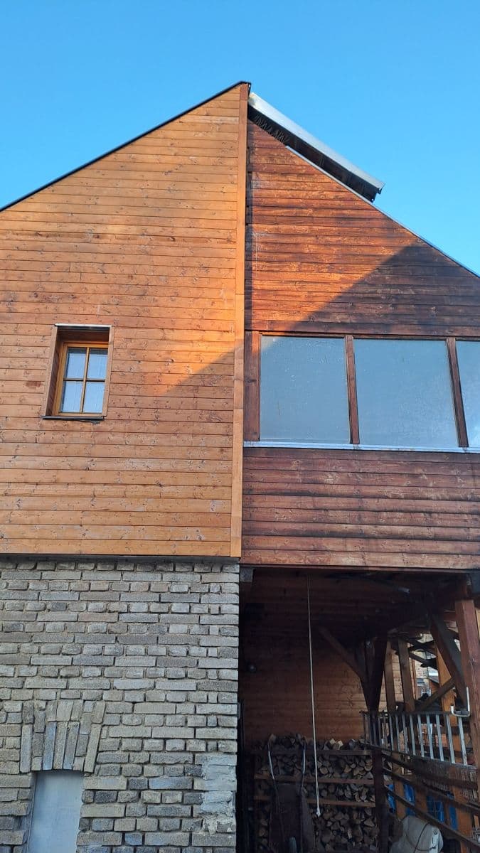 Prenájom rekreačného objektu 140 m², pozemek 300 m², Karlovarská, Kněževes, Středočeský kraj Prenájom rekreačného objektu 140 m², pozemek 300 m², Karlovarská, Kněževes, Středočeský kraj