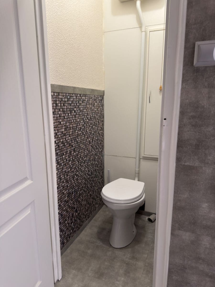 Prenájom bytu 3-izbový 70 m², Budovatelů, Kadaň, Ústecký kraj Prenájom bytu 3-izbový 70 m², Budovatelů, Kadaň, Ústecký kraj