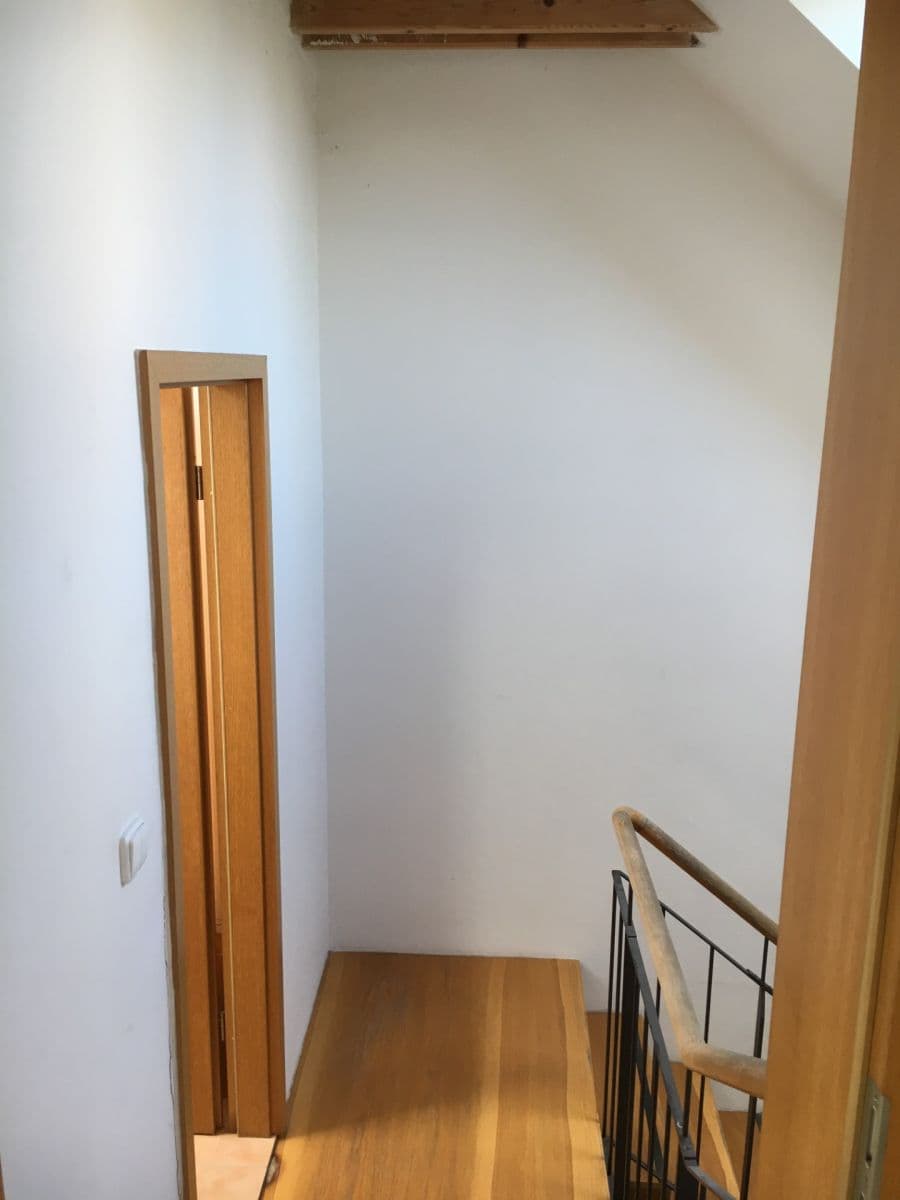 Prenájom domu 50 m², pozemek 500 m², Hlavní, Ondřejov, Středočeský kraj Prenájom domu 50 m², pozemek 500 m², Hlavní, Ondřejov, Středočeský kraj