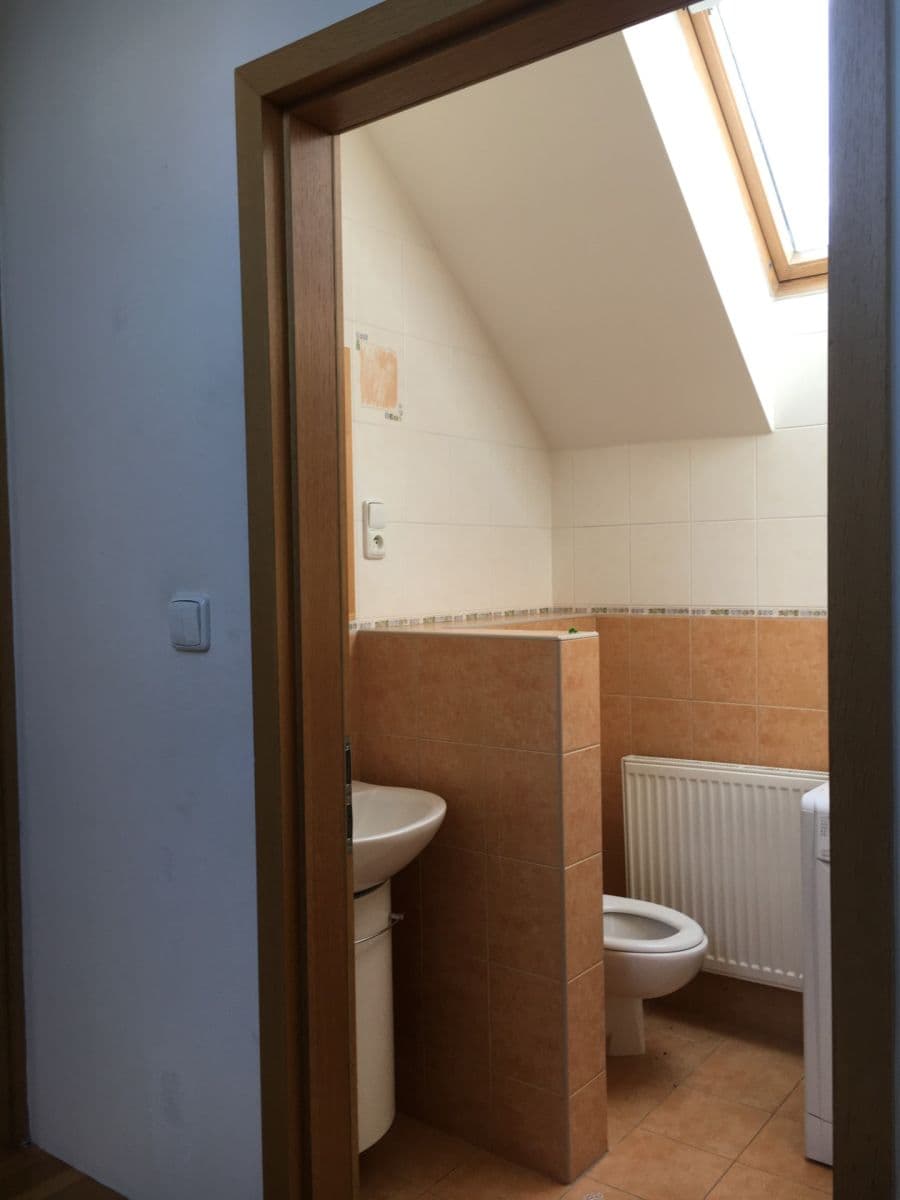 Prenájom domu 50 m², pozemek 500 m², Hlavní, Ondřejov, Středočeský kraj Prenájom domu 50 m², pozemek 500 m², Hlavní, Ondřejov, Středočeský kraj