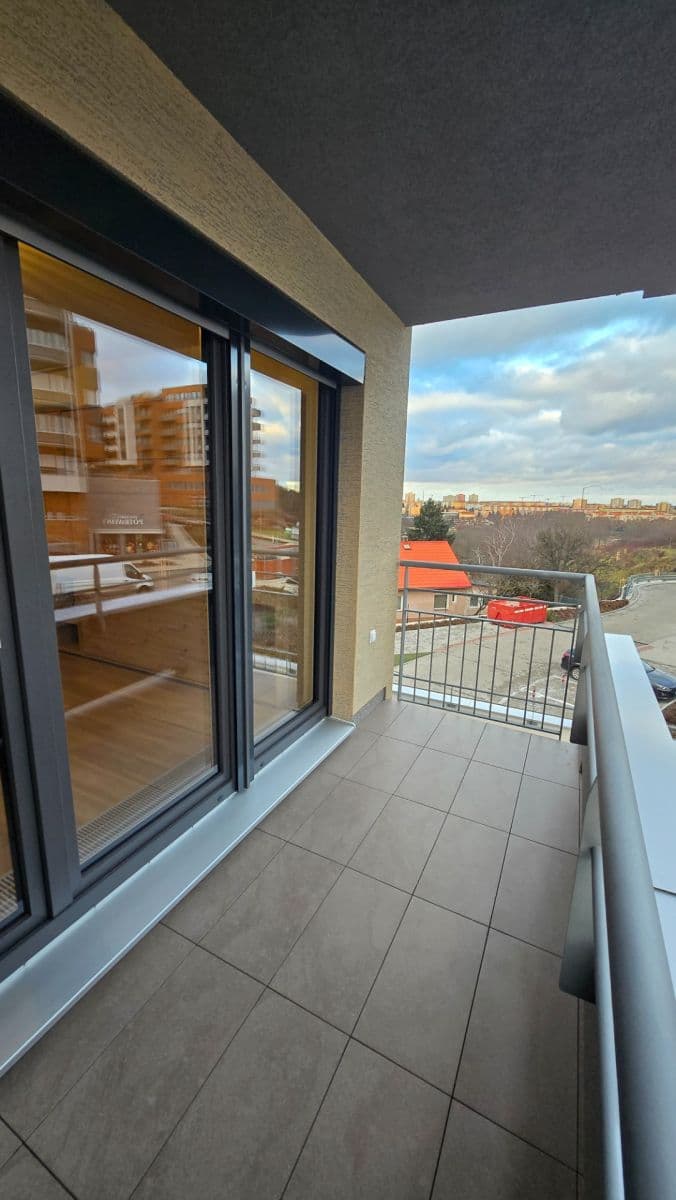 Prenájom bytu 1-izbový 37 m², Klapálkova, Praha, Praha Prenájom bytu 1-izbový 37 m², Klapálkova, Praha, Praha