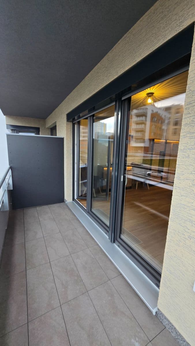 Prenájom bytu 1-izbový 37 m², Klapálkova, Praha, Praha Prenájom bytu 1-izbový 37 m², Klapálkova, Praha, Praha