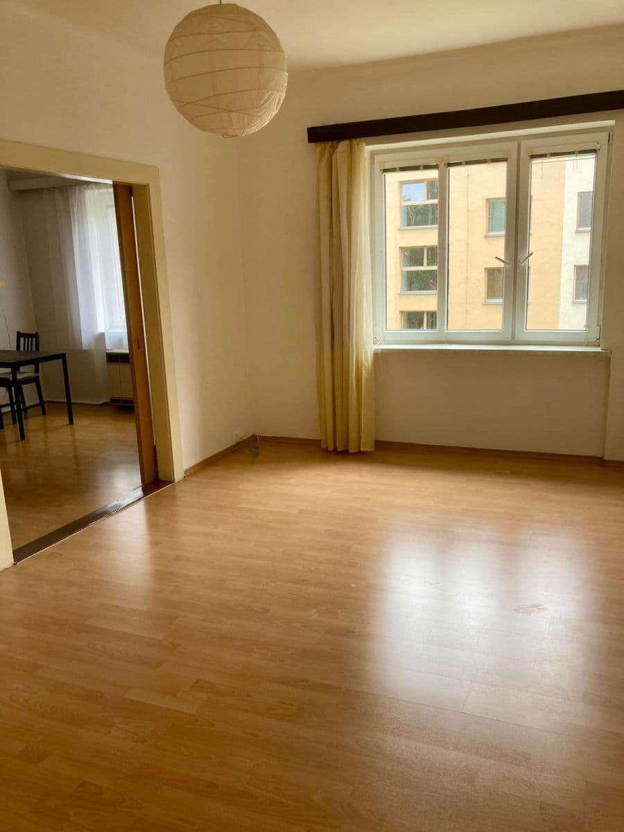 Prenájom bytu 2-izbový 47 m², Rostovská, Praha, Praha Prenájom bytu 2-izbový 47 m², Rostovská, Praha, Praha