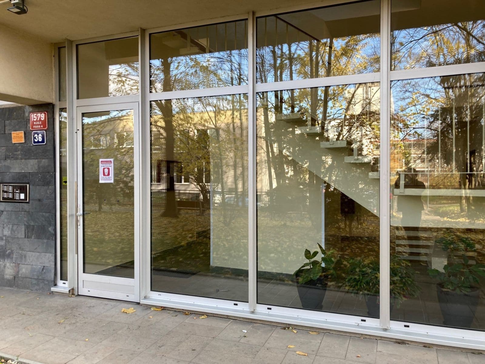 Prenájom bytu 1-izbový 41 m², Kotorská, Praha, Praha Prenájom bytu 1-izbový 41 m², Kotorská, Praha, Praha