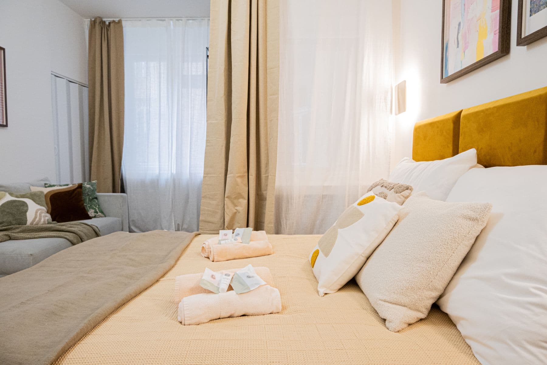 Prenájom bytu 79 m², Ostrovní, Praha, Praha Prenájom bytu 79 m², Ostrovní, Praha, Praha