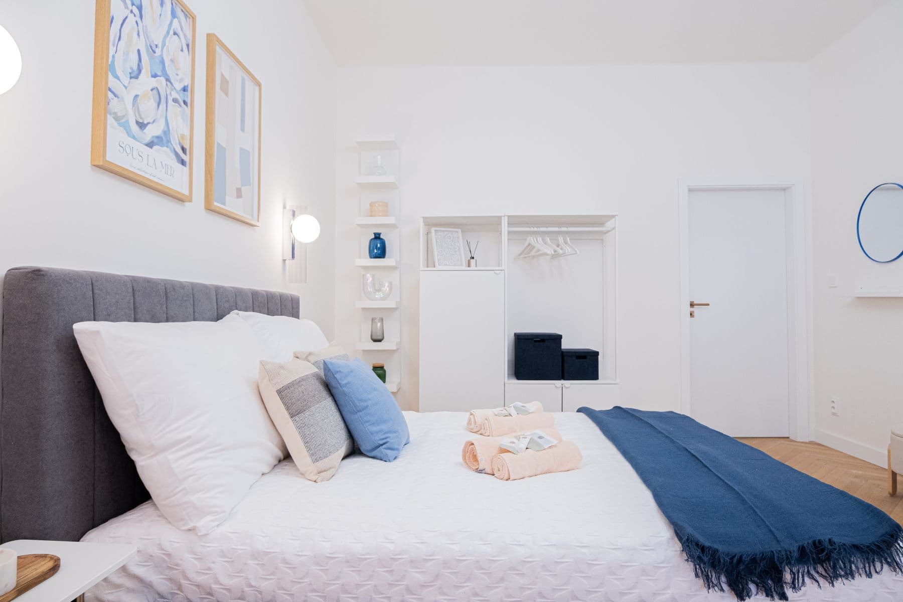 Prenájom bytu 79 m², Ostrovní, Praha, Praha Prenájom bytu 79 m², Ostrovní, Praha, Praha