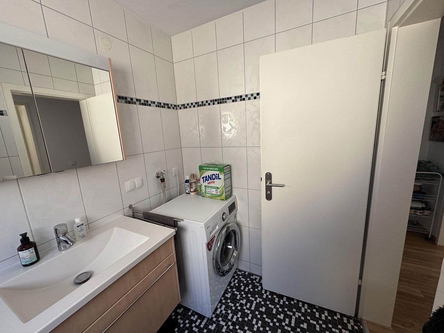 Predaj bytu 2-izbový 58 m², Weinsberg, Bádensko-Wurttembersko Predaj bytu 2-izbový 58 m², Weinsberg, Bádensko-Wurttembersko