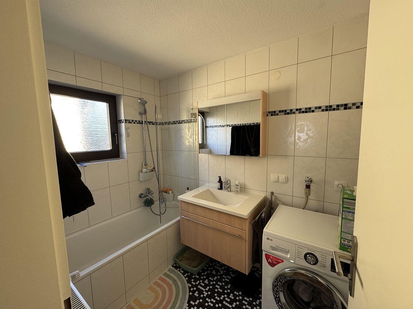 Predaj bytu 2-izbový 58 m², Weinsberg, Bádensko-Wurttembersko Predaj bytu 2-izbový 58 m², Weinsberg, Bádensko-Wurttembersko