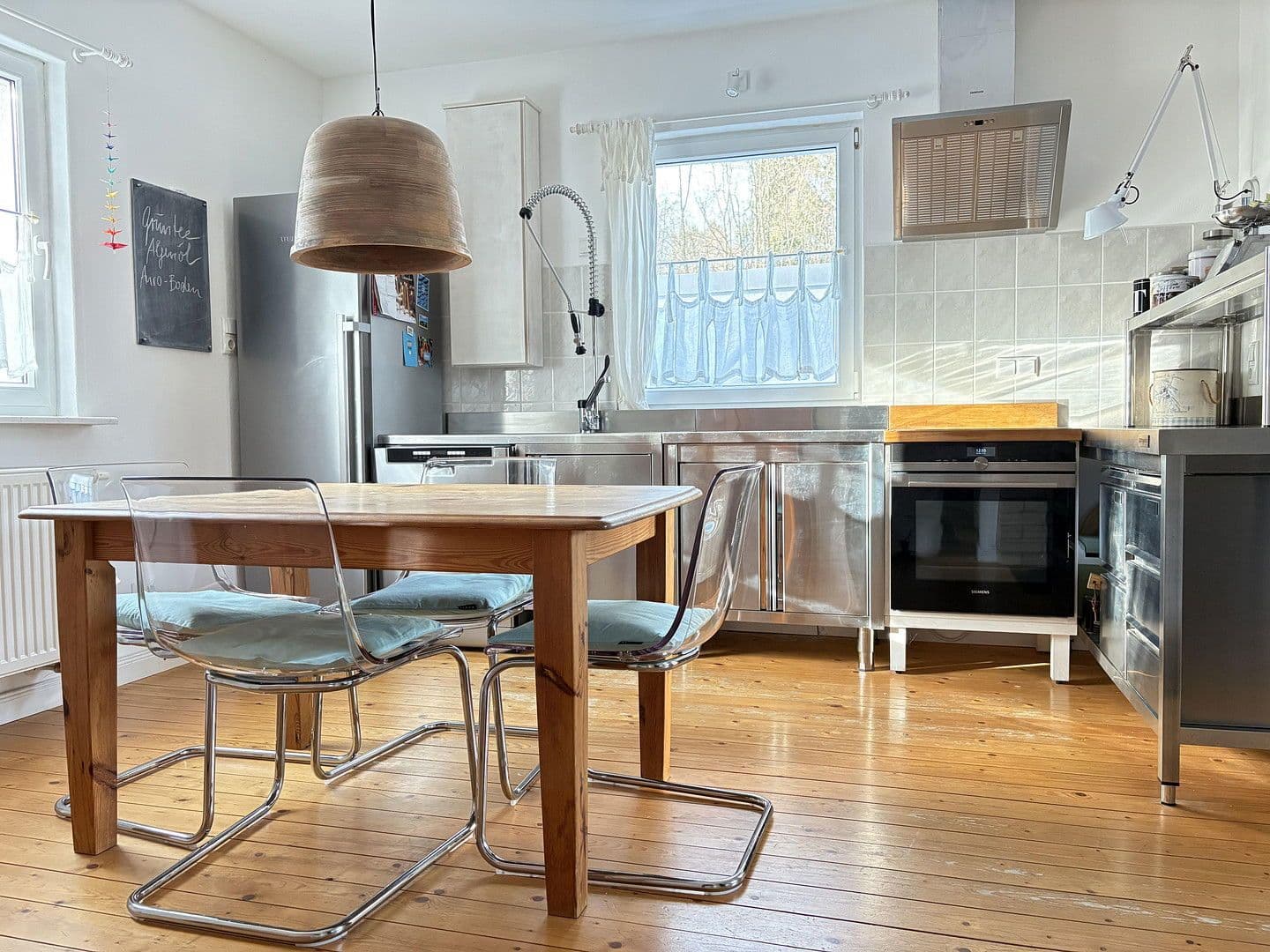 Predaj domu 162 m², pozemek 3.600 m², Grebenhain, Hesensko Predaj domu 162 m², pozemek 3.600 m², Grebenhain, Hesensko