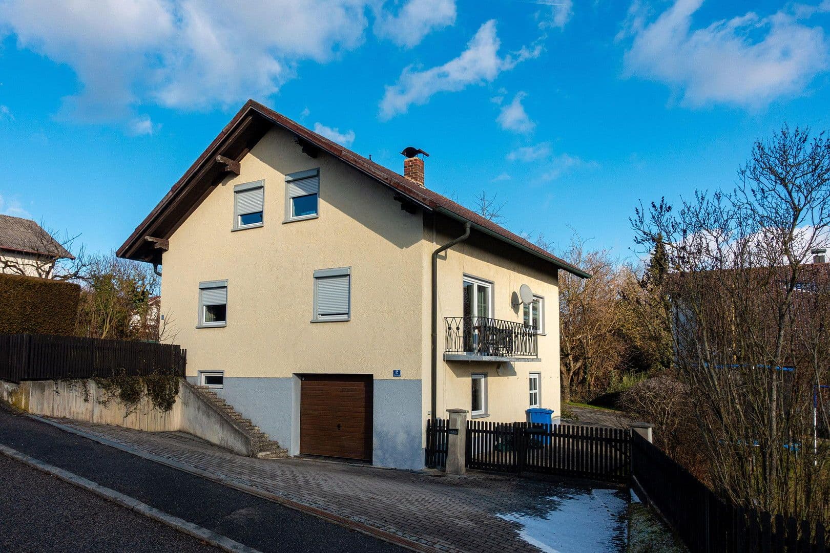 Predaj domu 127 m², pozemek 1.229 m², Ruhstorf a.d.Rott, Bavorsko Predaj domu 127 m², pozemek 1.229 m², Ruhstorf a.d.Rott, Bavorsko