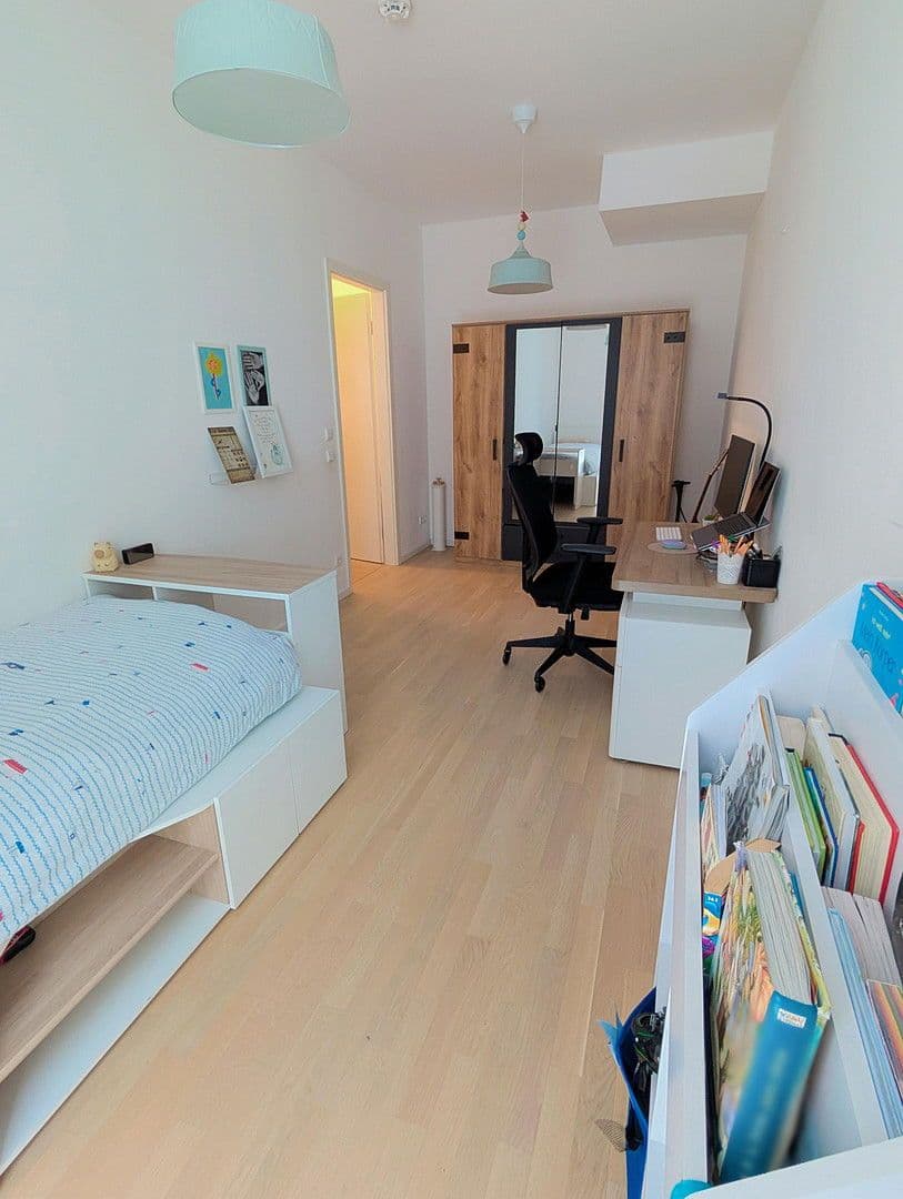 Prenájom bytu 4-izbový 109 m², Heubnerweg 7a, Berlin, Berlín Prenájom bytu 4-izbový 109 m², Heubnerweg 7a, Berlin, Berlín