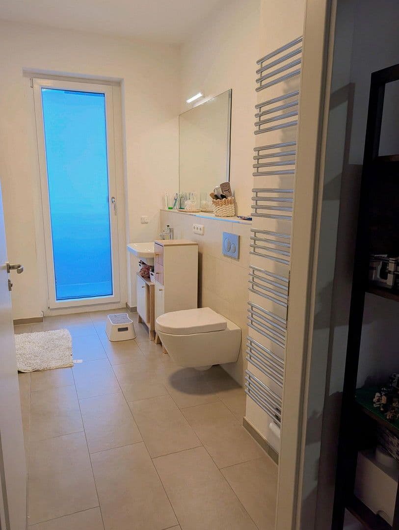 Prenájom bytu 4-izbový 109 m², Heubnerweg 7a, Berlin, Berlín Prenájom bytu 4-izbový 109 m², Heubnerweg 7a, Berlin, Berlín