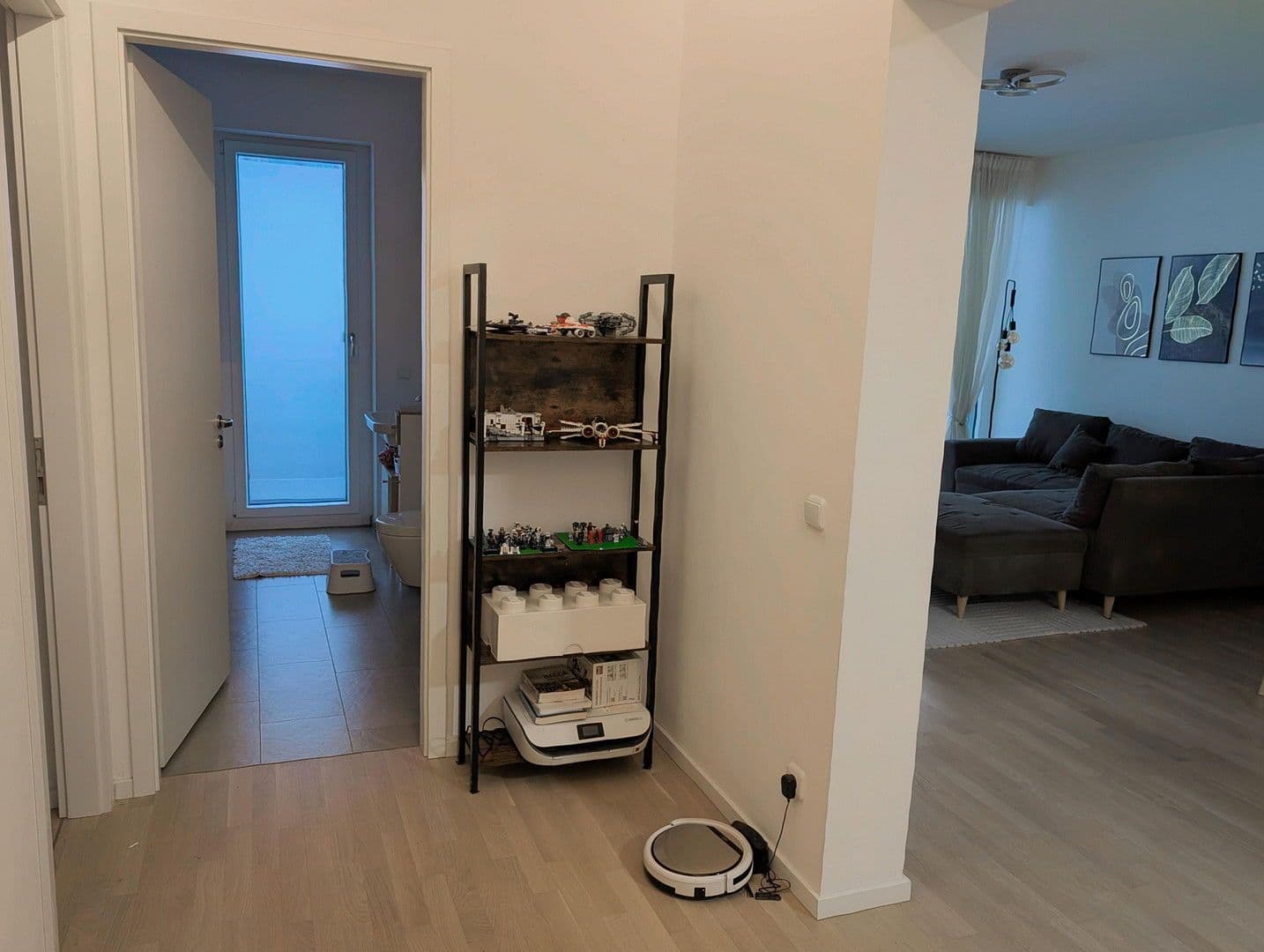 Prenájom bytu 4-izbový 109 m², Heubnerweg 7a, Berlin, Berlín Prenájom bytu 4-izbový 109 m², Heubnerweg 7a, Berlin, Berlín