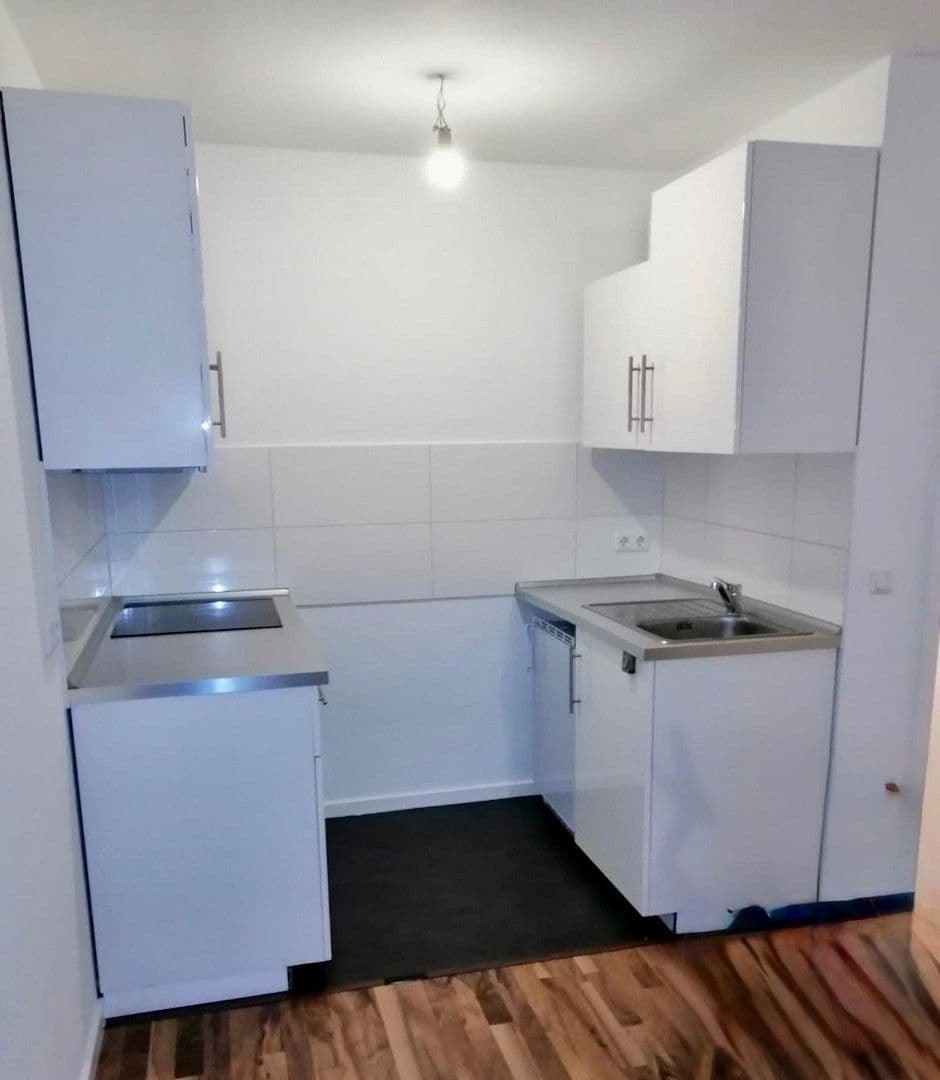 Prenájom bytu 2-izbový 48 m², Berlin, Berlín Prenájom bytu 2-izbový 48 m², Berlin, Berlín