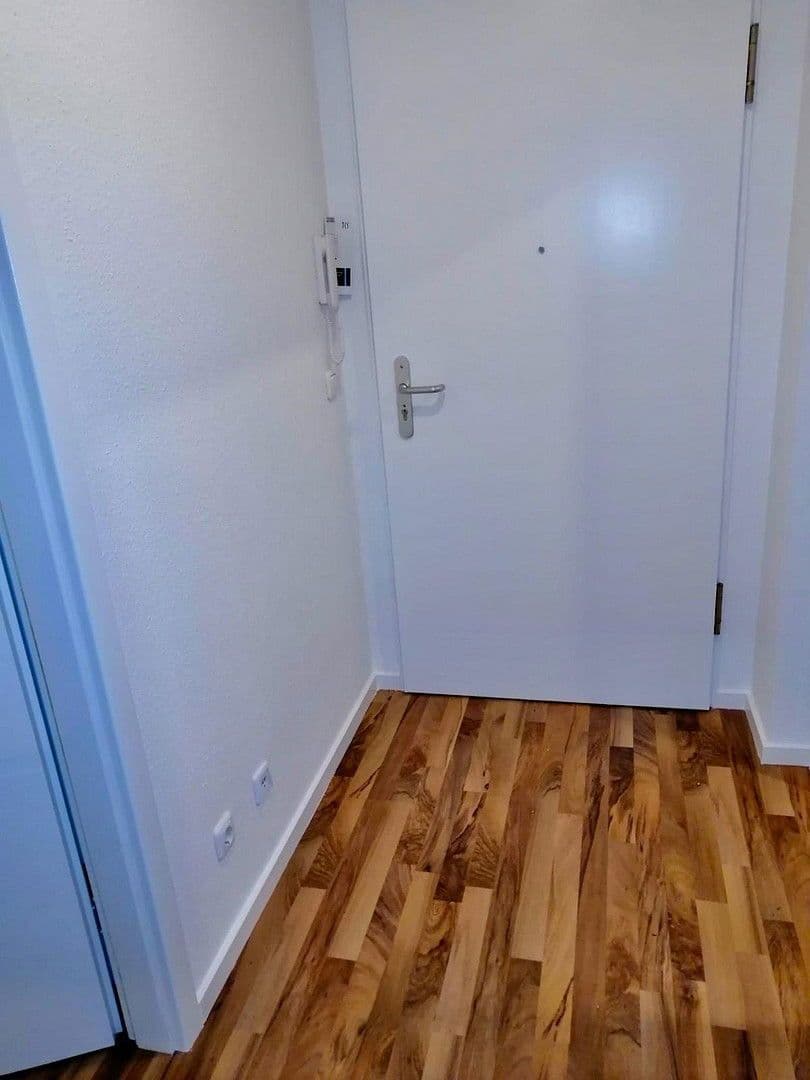 Prenájom bytu 2-izbový 48 m², Berlin, Berlín Prenájom bytu 2-izbový 48 m², Berlin, Berlín