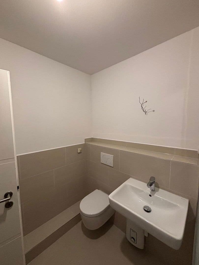 Prenájom bytu 2-izbový 48 m², Berlin, Berlín Prenájom bytu 2-izbový 48 m², Berlin, Berlín