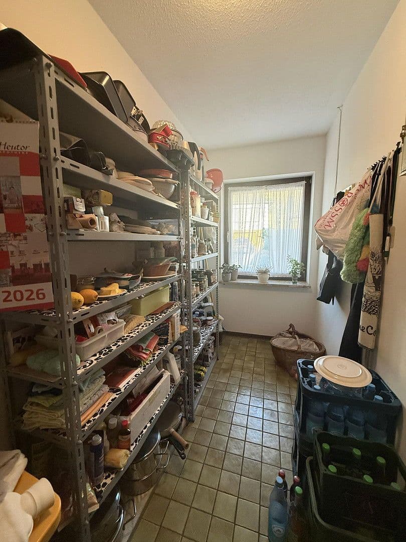 Predaj domu 423 m², pozemek 999 m², Am Eggeberg 4, Blomberg, Severné Porýnie - Westfálsko Predaj domu 423 m², pozemek 999 m², Am Eggeberg 4, Blomberg, Severné Porýnie - Westfálsko