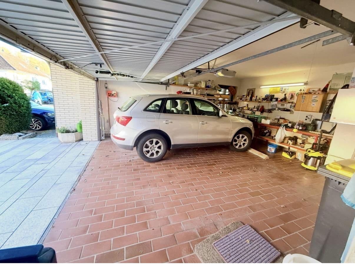 Predaj domu 423 m², pozemek 999 m², Am Eggeberg 4, Blomberg, Severné Porýnie - Westfálsko Predaj domu 423 m², pozemek 999 m², Am Eggeberg 4, Blomberg, Severné Porýnie - Westfálsko