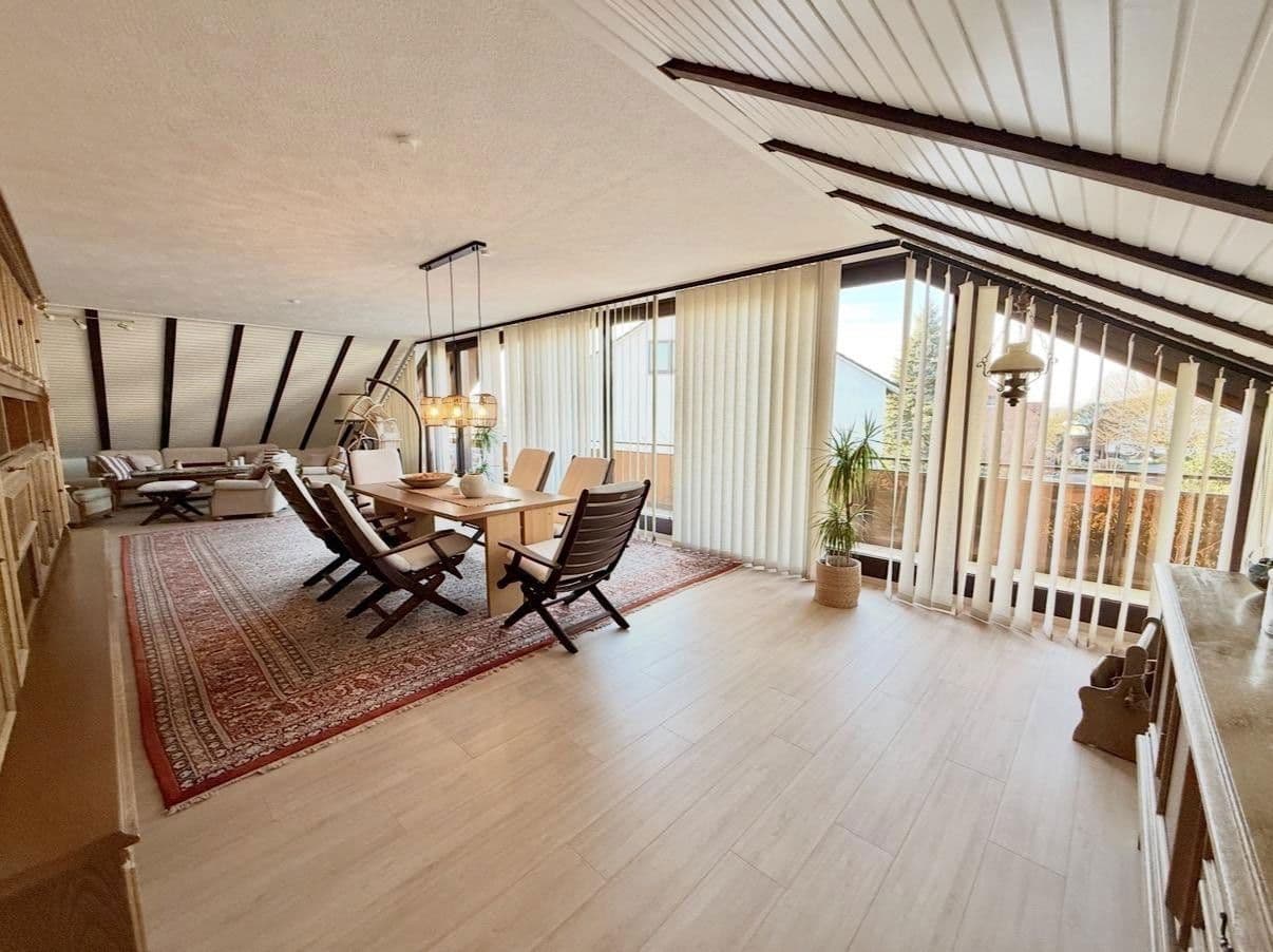 Predaj domu 423 m², pozemek 999 m², Am Eggeberg 4, Blomberg, Severné Porýnie - Westfálsko Predaj domu 423 m², pozemek 999 m², Am Eggeberg 4, Blomberg, Severné Porýnie - Westfálsko