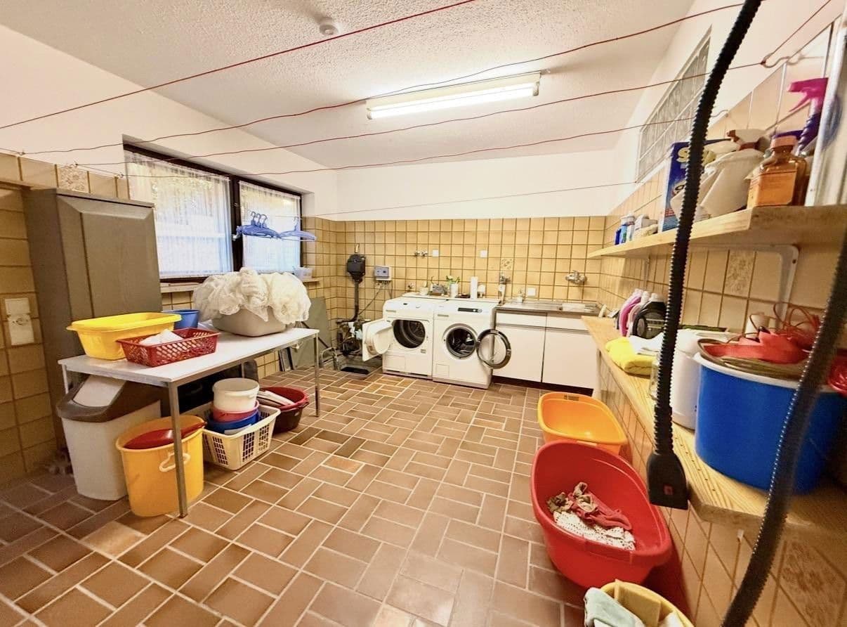 Predaj domu 423 m², pozemek 999 m², Am Eggeberg 4, Blomberg, Severné Porýnie - Westfálsko Predaj domu 423 m², pozemek 999 m², Am Eggeberg 4, Blomberg, Severné Porýnie - Westfálsko