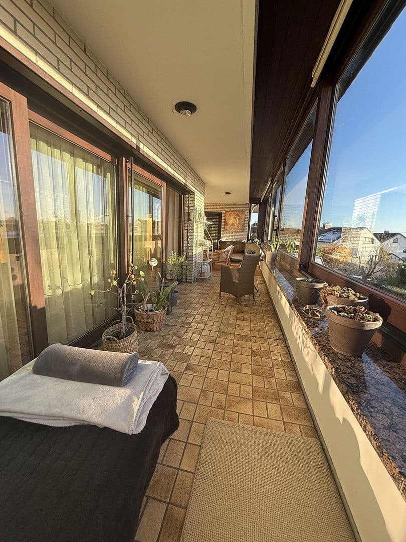 Predaj domu 423 m², pozemek 999 m², Am Eggeberg 4, Blomberg, Severné Porýnie - Westfálsko Predaj domu 423 m², pozemek 999 m², Am Eggeberg 4, Blomberg, Severné Porýnie - Westfálsko