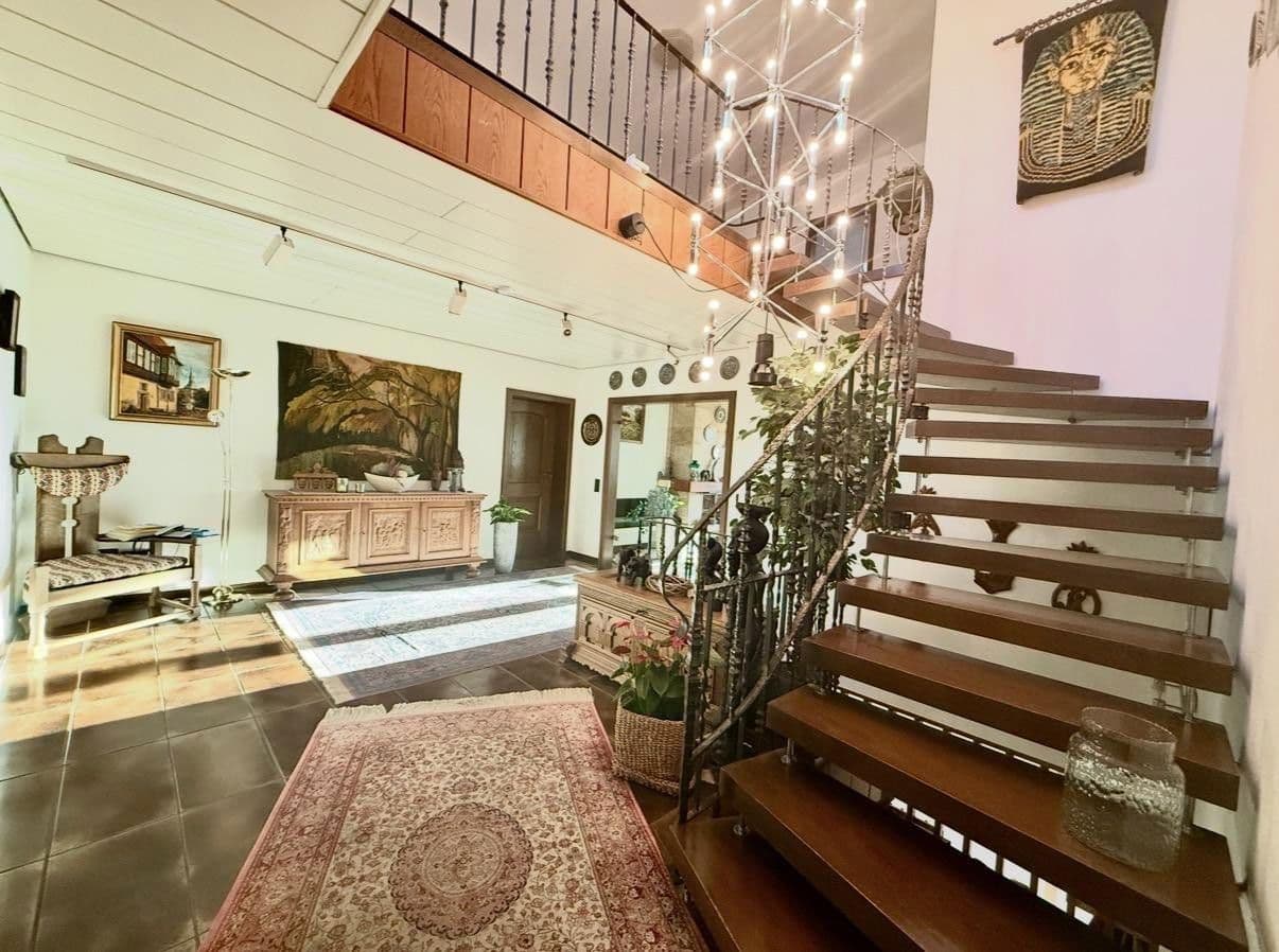 Predaj domu 423 m², pozemek 999 m², Am Eggeberg 4, Blomberg, Severné Porýnie - Westfálsko Predaj domu 423 m², pozemek 999 m², Am Eggeberg 4, Blomberg, Severné Porýnie - Westfálsko