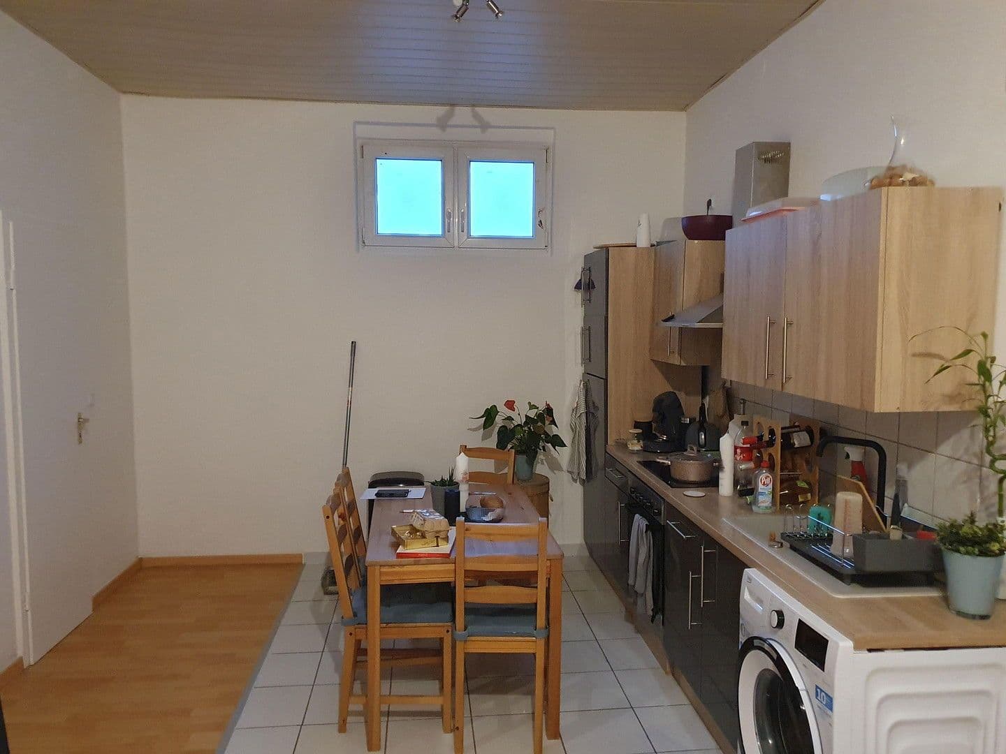 Prenájom bytu 2-izbový 42 m², Käfertaler Strasse 191, Mannheim, Bádensko-Wurttembersko Prenájom bytu 2-izbový 42 m², Käfertaler Strasse 191, Mannheim, Bádensko-Wurttembersko