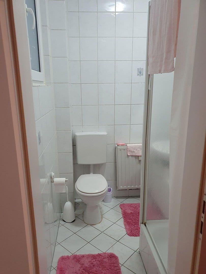 Prenájom bytu 2-izbový 42 m², Käfertaler Strasse 191, Mannheim, Bádensko-Wurttembersko Prenájom bytu 2-izbový 42 m², Käfertaler Strasse 191, Mannheim, Bádensko-Wurttembersko