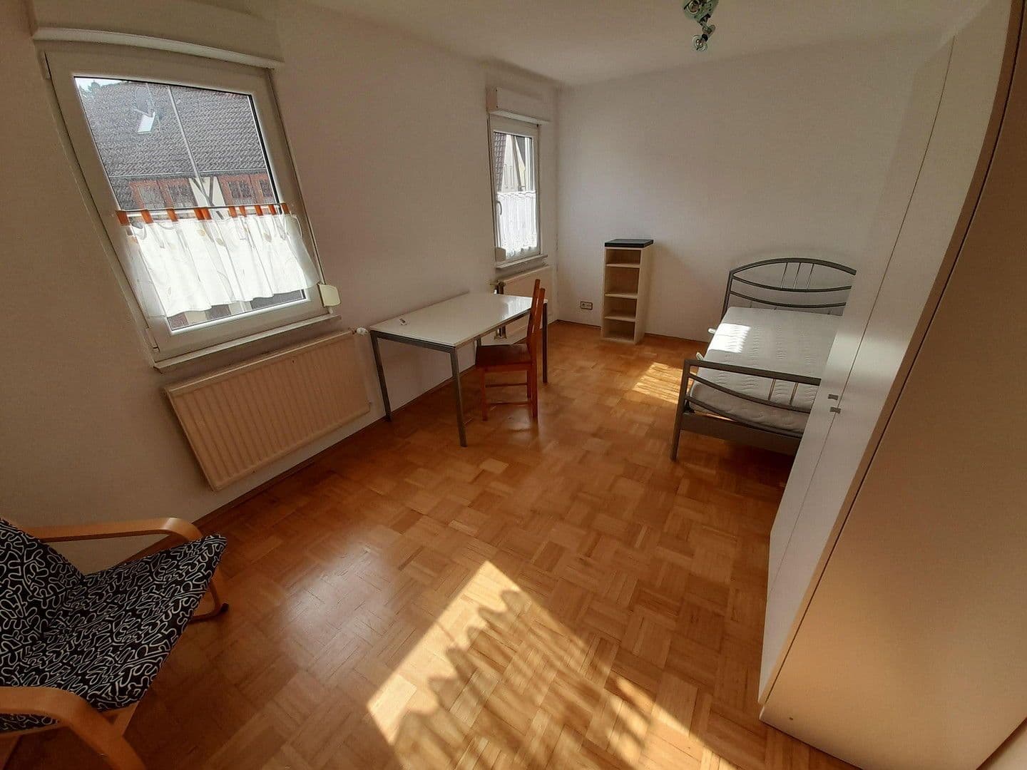 Predaj domu 112 m², pozemek 281 m², Rottenburg am Neckar, Bádensko-Wurttembersko Predaj domu 112 m², pozemek 281 m², Rottenburg am Neckar, Bádensko-Wurttembersko