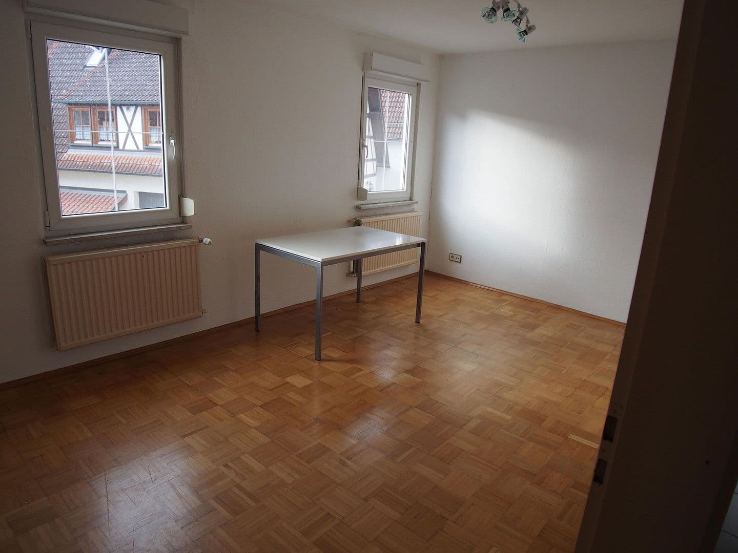 Predaj domu 112 m², pozemek 281 m², Rottenburg am Neckar, Bádensko-Wurttembersko Predaj domu 112 m², pozemek 281 m², Rottenburg am Neckar, Bádensko-Wurttembersko