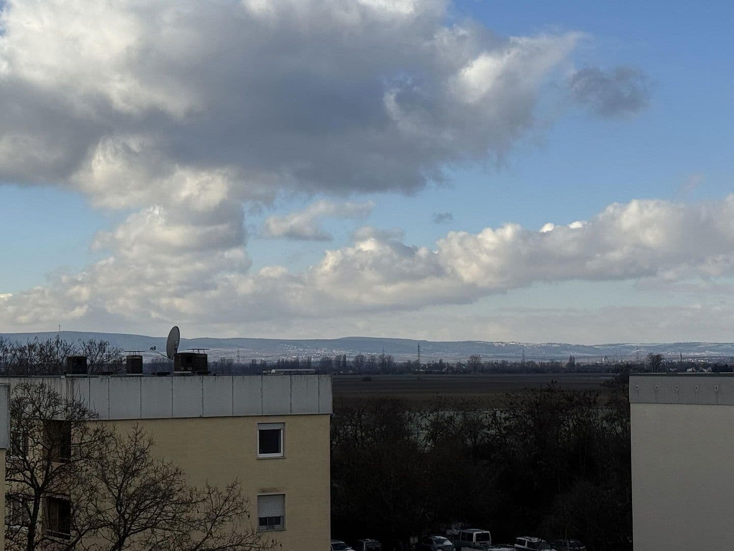 Prenájom bytu 3-izbový 90 m², Friedrich-Naumann Straße 17, Ludwigshafen am Rhein, Porýnie-Falcko Prenájom bytu 3-izbový 90 m², Friedrich-Naumann Straße 17, Ludwigshafen am Rhein, Porýnie-Falcko