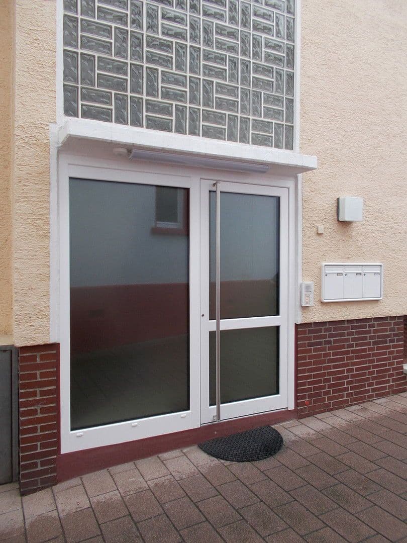 Prenájom bytu 2-izbový 69 m², Nieder-Mörler-Str. 13, Bad Nauheim, Hesensko Prenájom bytu 2-izbový 69 m², Nieder-Mörler-Str. 13, Bad Nauheim, Hesensko