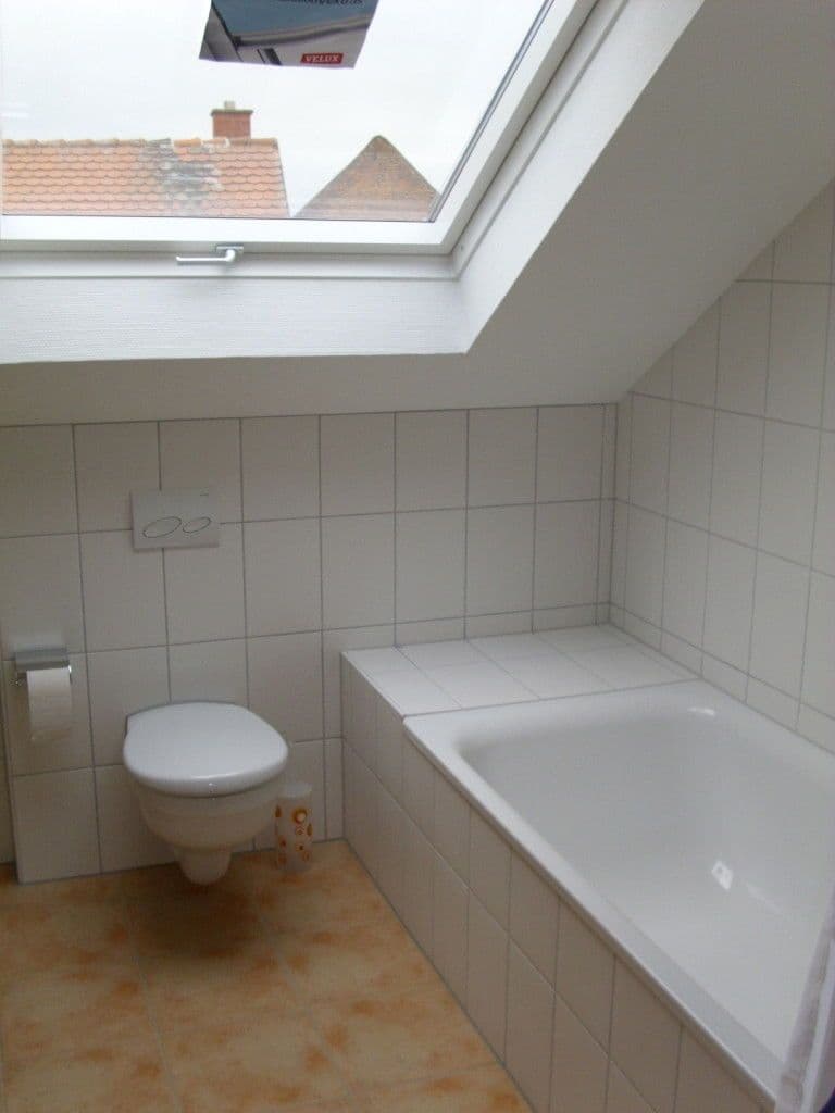 Prenájom bytu 2-izbový 69 m², Nieder-Mörler-Str. 13, Bad Nauheim, Hesensko Prenájom bytu 2-izbový 69 m², Nieder-Mörler-Str. 13, Bad Nauheim, Hesensko