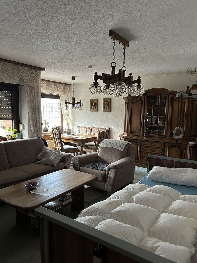 Predaj domu 98 m², pozemek 625 m², Jahnstraße 21, Wickrath, Severné Porýnie - Westfálsko Predaj domu 98 m², pozemek 625 m², Jahnstraße 21, Wickrath, Severné Porýnie - Westfálsko