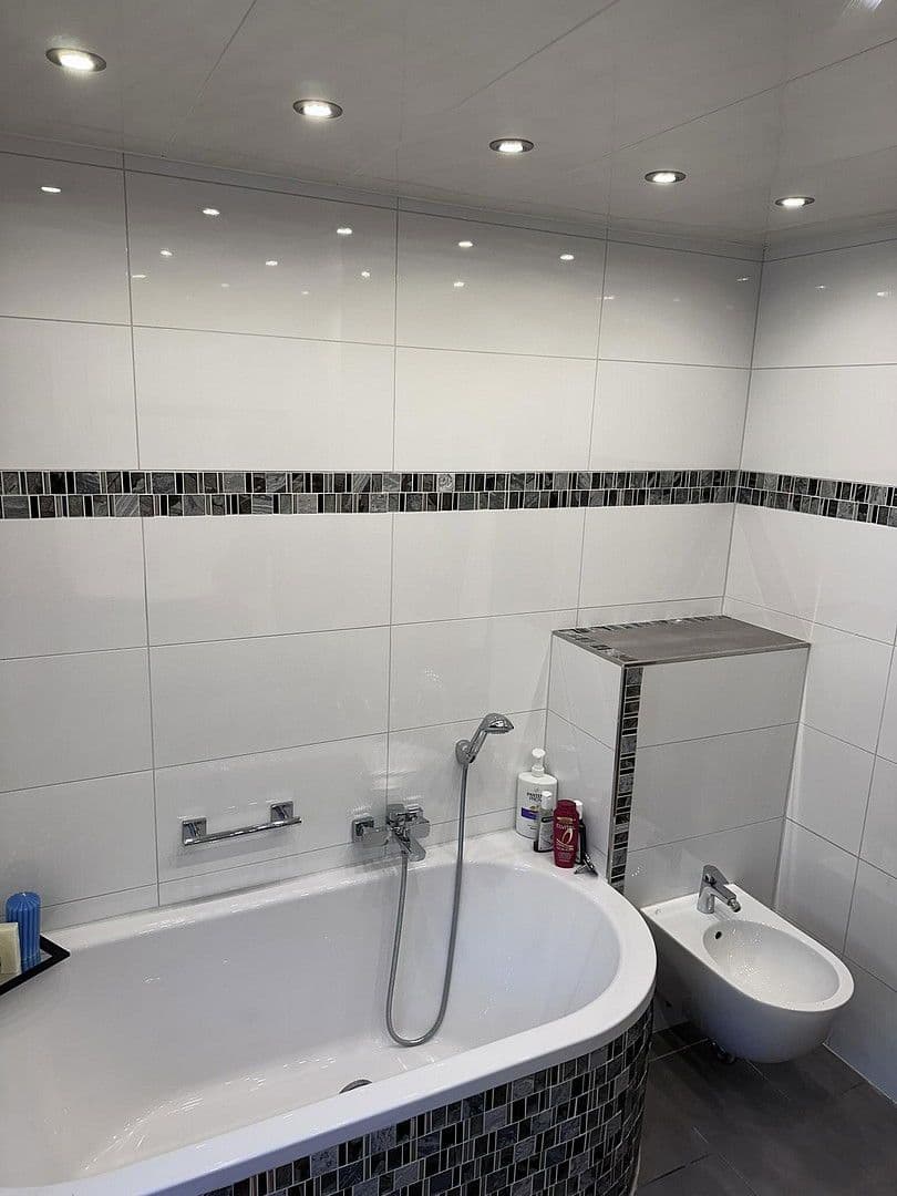 Predaj domu 110 m², pozemek 519 m², Aalen, Bádensko-Wurttembersko Predaj domu 110 m², pozemek 519 m², Aalen, Bádensko-Wurttembersko