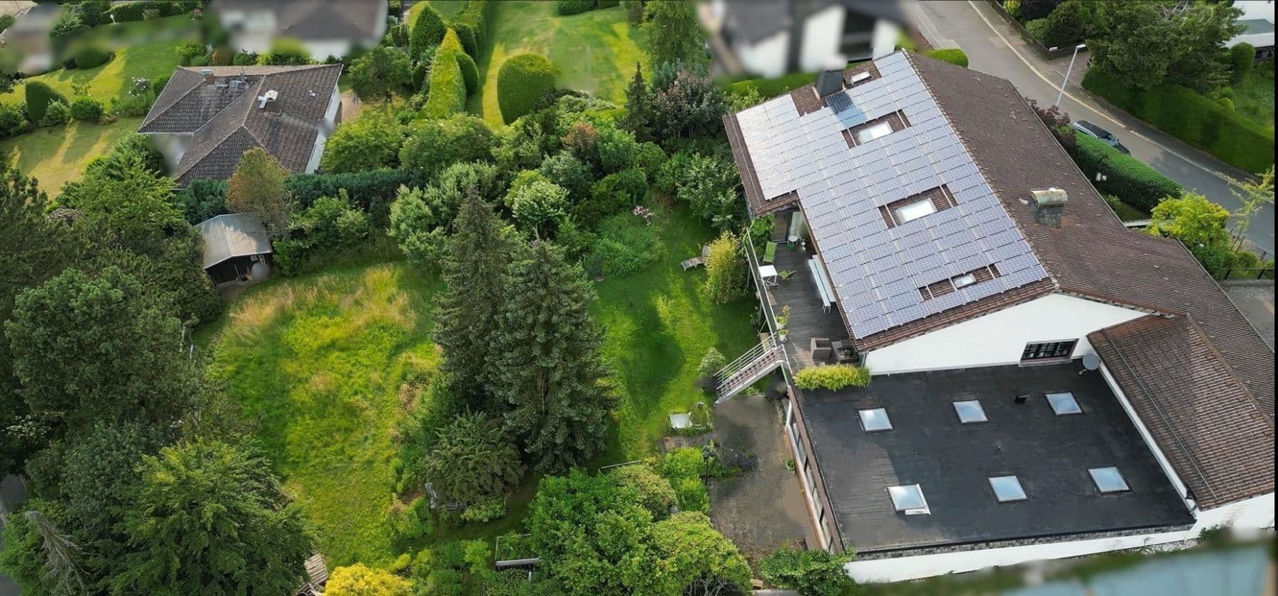 Predaj domu 493 m², pozemek 1.531 m², Glashütten, Hesensko Predaj domu 493 m², pozemek 1.531 m², Glashütten, Hesensko