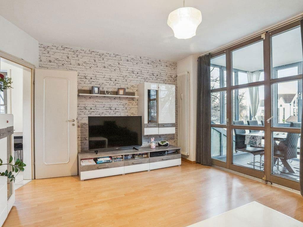 Prenájom bytu 2-izbový 59 m², Gröbenzell, Bavorsko Prenájom bytu 2-izbový 59 m², Gröbenzell, Bavorsko