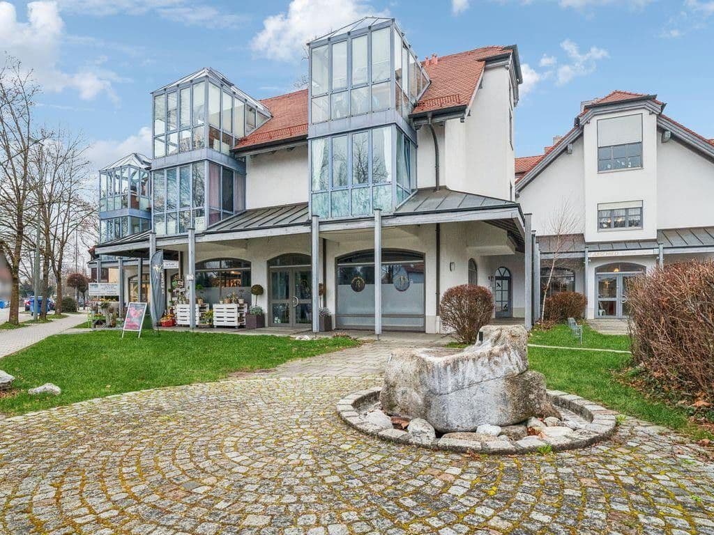 Prenájom bytu 2-izbový 59 m², Gröbenzell, Bavorsko Prenájom bytu 2-izbový 59 m², Gröbenzell, Bavorsko