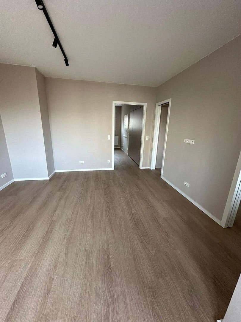 Prenájom bytu 2-izbový 50 m², Gotha-Allee 36, Berlin, Berlín Prenájom bytu 2-izbový 50 m², Gotha-Allee 36, Berlin, Berlín