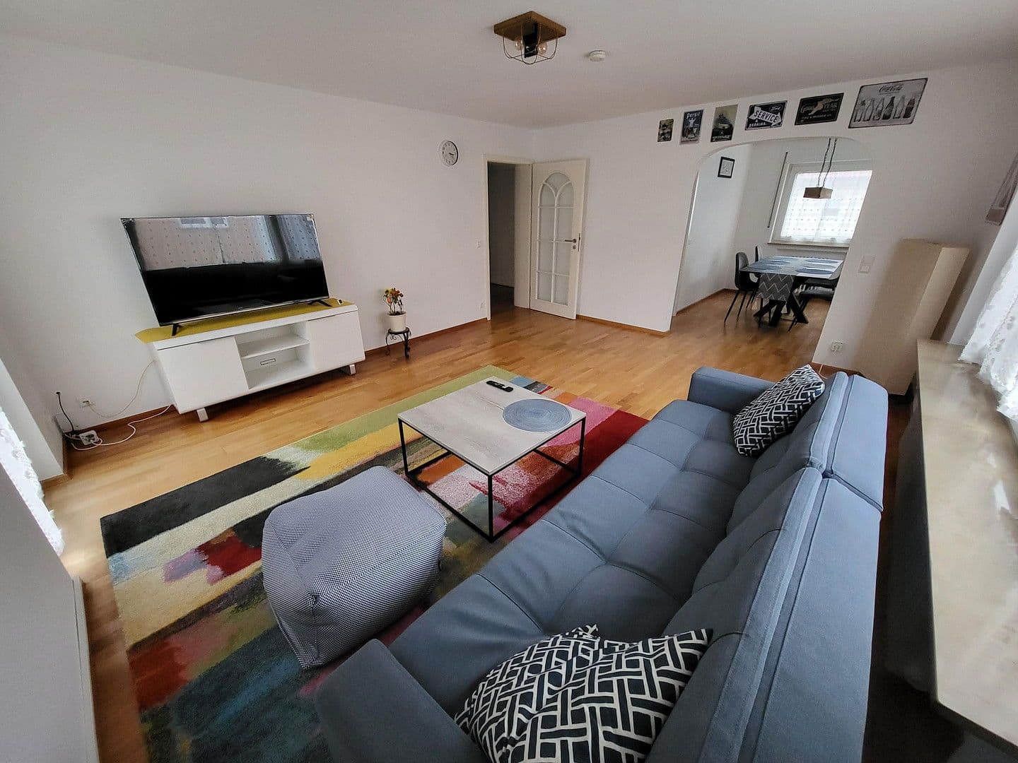 Prenájom bytu 3-izbový 85 m², Stuttgart, Bádensko-Wurttembersko Prenájom bytu 3-izbový 85 m², Stuttgart, Bádensko-Wurttembersko